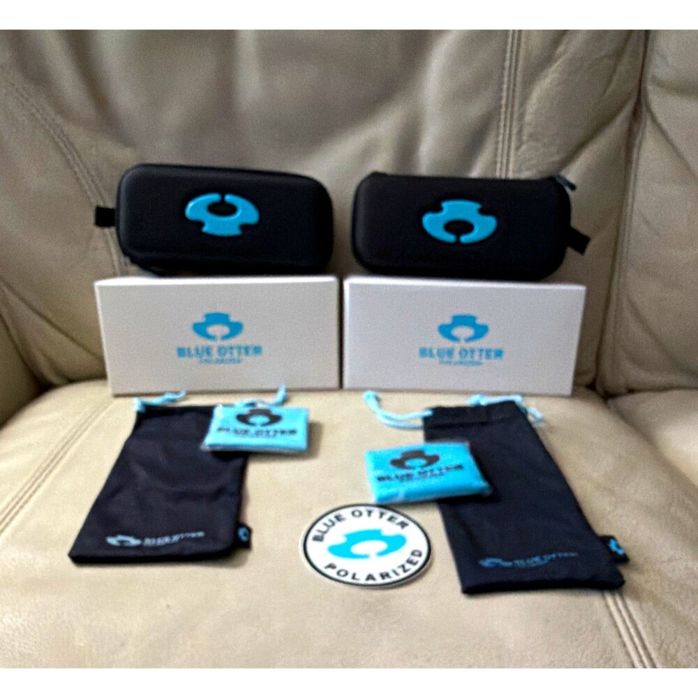 Blue Otter Polarize Sunglasses Hard Soft Case Cases Lot of 2 Black with Boxes